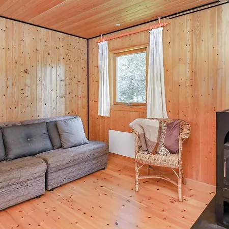 Three-bedroom In 21 別荘