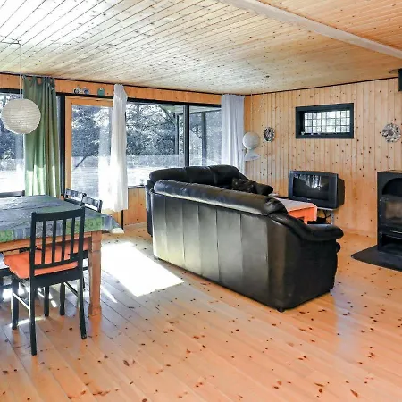 Three-bedroom In 21 別荘